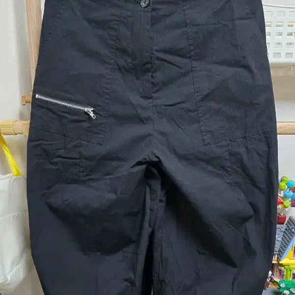 [BUNJANG] Black 3/4 Length Cargo Shorts / 블랙 3부 카고 팬츠