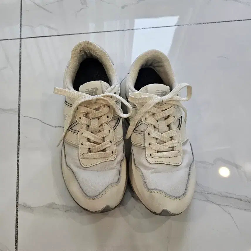[BUNJANG] New Balance 237 Sneakers (Size 235) / [정품] 뉴발란스 237 (사이즈235)