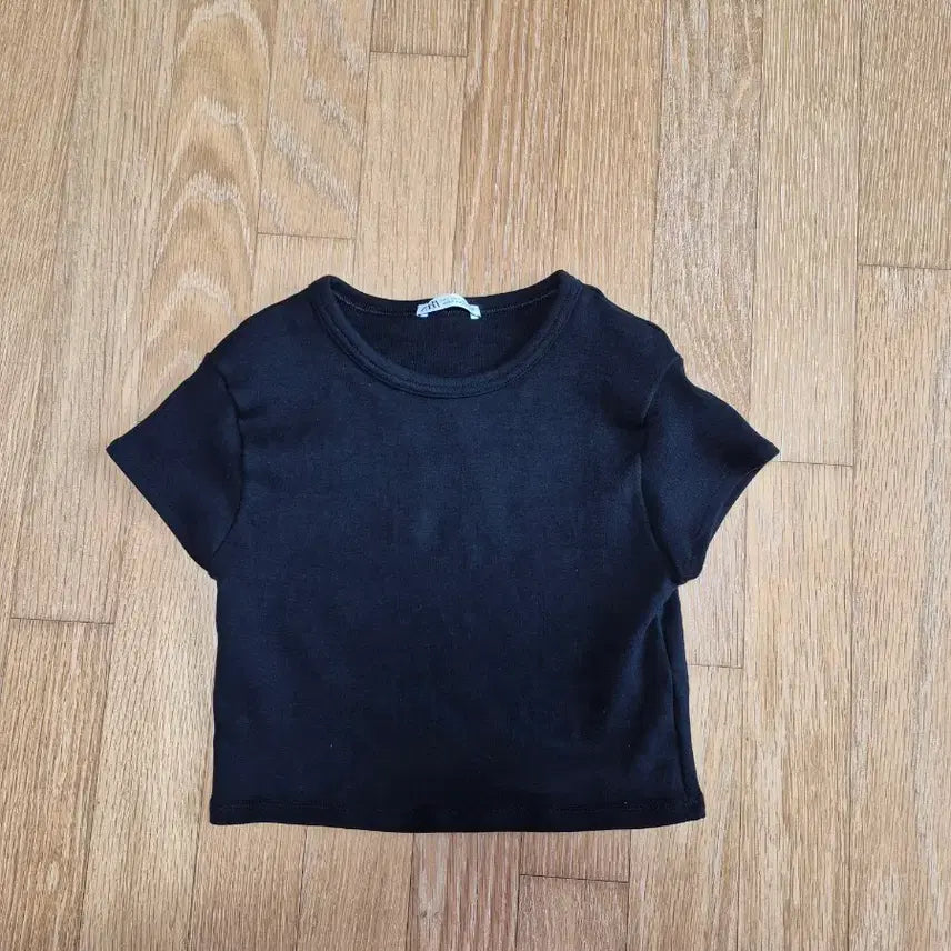 [BUNJANG] Zara Black Cropped Short Sleeve T-Shirt / 자라  블랙 크롭 반팔 티셔츠