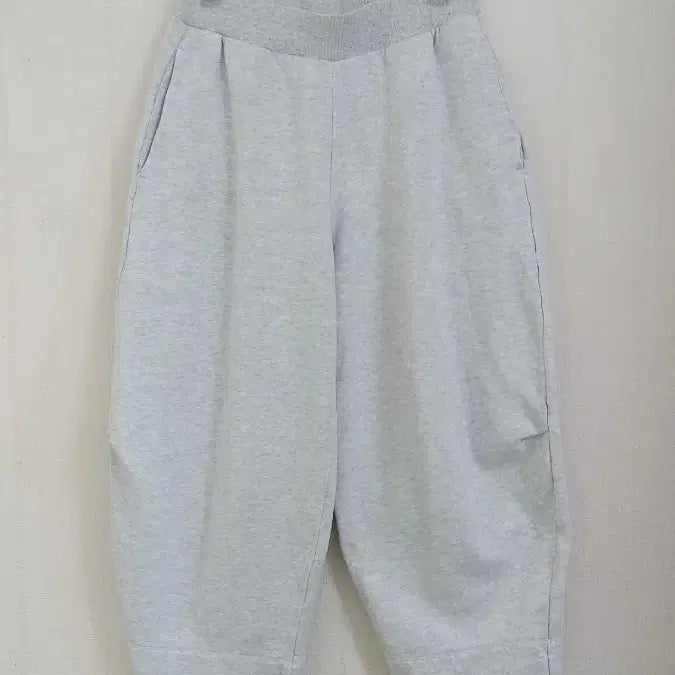 [BUNJANG] COS 8-Part Baggy Sweatpants / COS 스웻팬츠