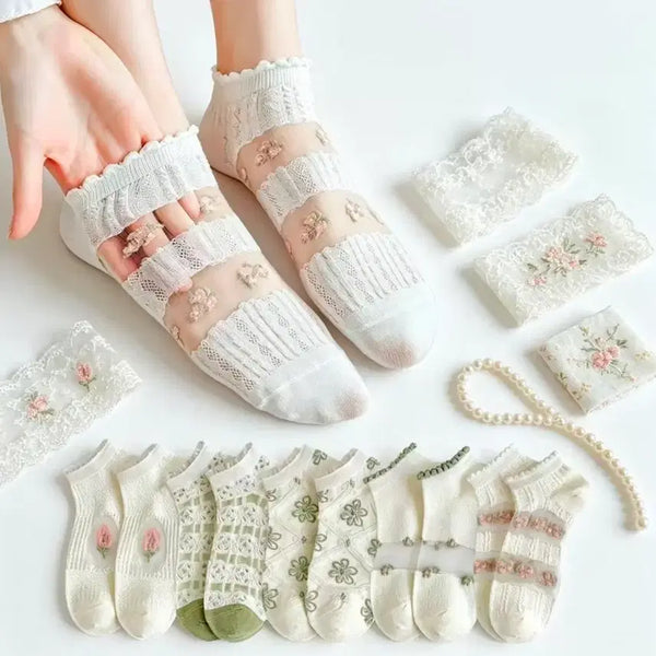 [BUNJANG] Lace Floral Embroidered See-Through Socks 10-Pair Set / 레이스 꽃자수 시스루 양말 10켤레 세트