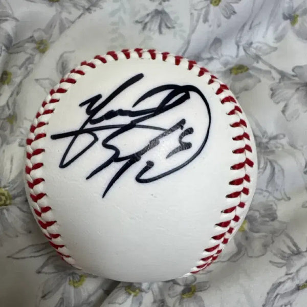 [BUNJANG] Doosan Bears Yuniesky Maya Signed Baseball / 두산베어스 용병투수 유네스키 마야 싸인볼