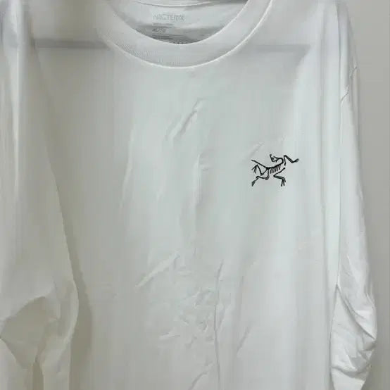[BUNJANG] Arc'teryx Long Sleeve T-Shirt White / 아크테릭스 긴팔 티셔츠 화이트