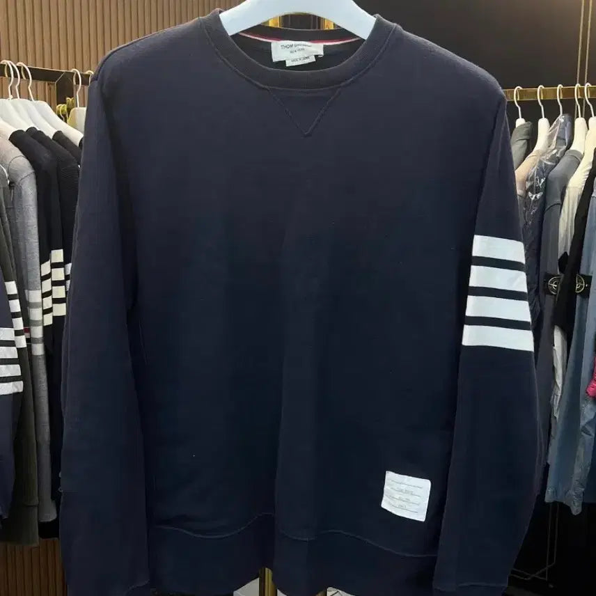 [BUNJANG] Thom Browne Crewneck Sweatshirt Size 2 / 톰브라운 맨투맨 2사이즈