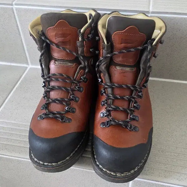 [BUNJANG] Zamberlan Tofane Leather Hiking Boots Size 43 (270mm) / 잠발란 토페인 43사이즈 270