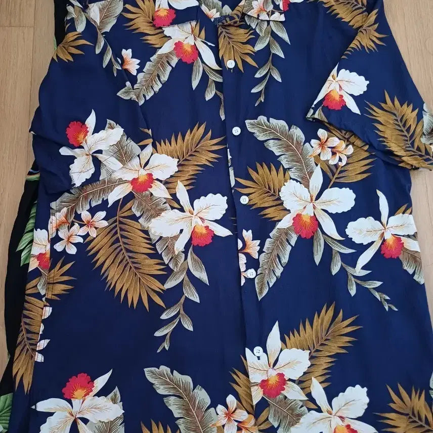 [BUNJANG] DESIGN UNITED Hawaiian Shirt Set (2 Shirts) - Size 100 / 2벌일괄)DESIGN UNITED 하와이안 셔츠 남성용 100