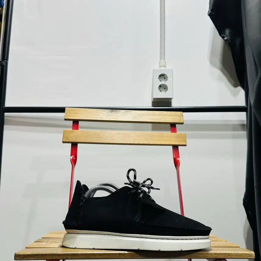 [BUNJANG] Clarks Originals Women's Desert Trek Boots - Black / 235) 클락스 부츠 여성 여자 오리지널스 여성용 데저트 트랙 블랙