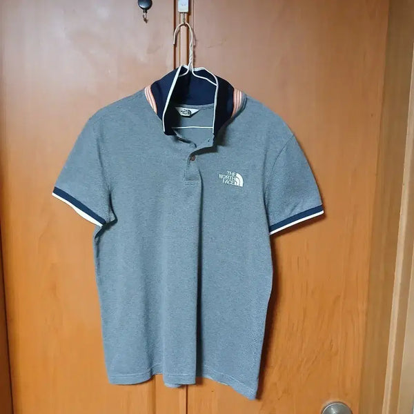 [BUNJANG] The North Face Gray Logo Play Collar T-Shirt / 노스페이스 반팔 카라티 그레이