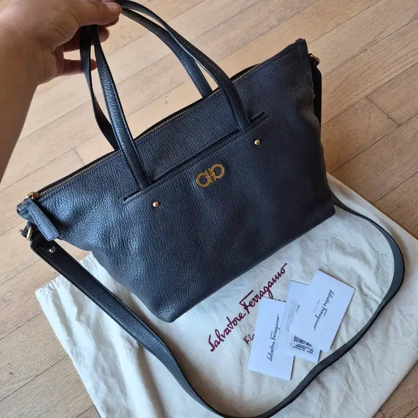 [BUNJANG] Salvatore Ferragamo Leather Tote Bag / Crossbody Bag / 페라가모 토트백 크로스백