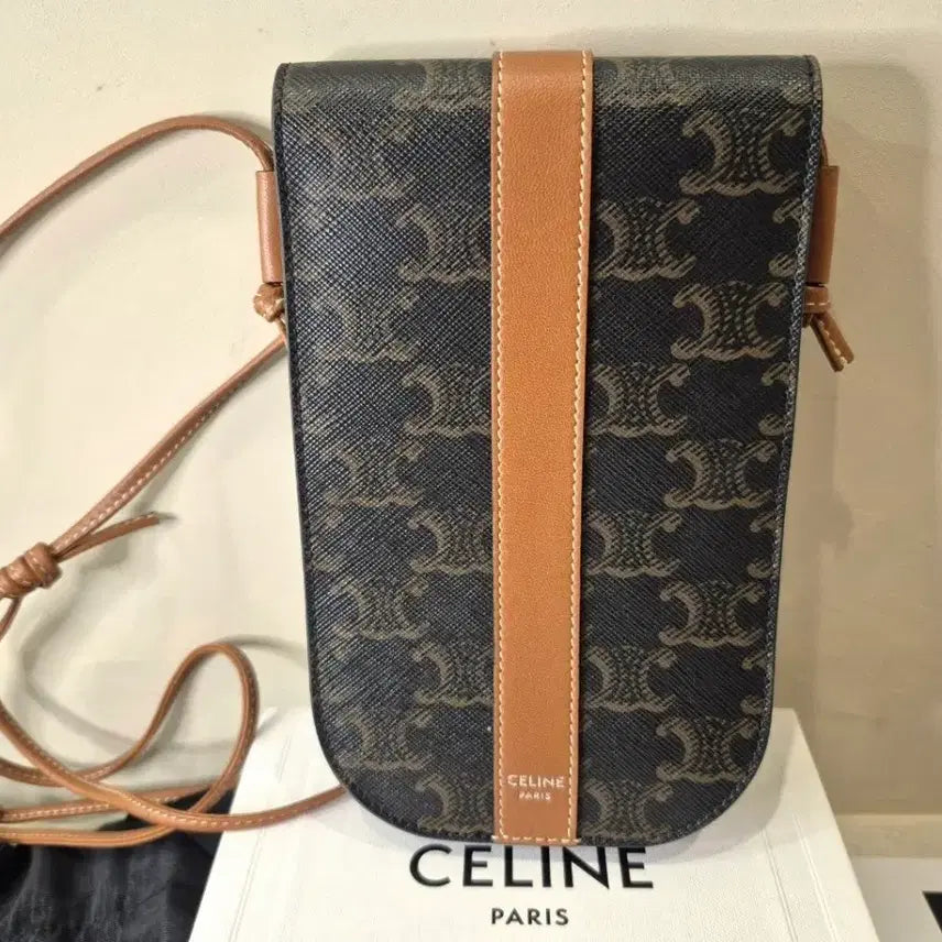 [BUNJANG] Celine Triope Canvas Calfskin Phone Pouch Crossbody Bag / 셀린느 정품 트리오페 캔버스 카프스킨 휴대폰 파우치 크로스백 판매합니다