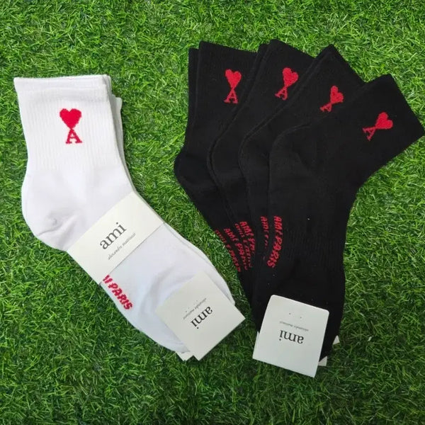 [BUNJANG] AMI Paris Heart Logo Socks White/Black (Set of 8) / 아미 하트 로고 양말 화이트/블랙