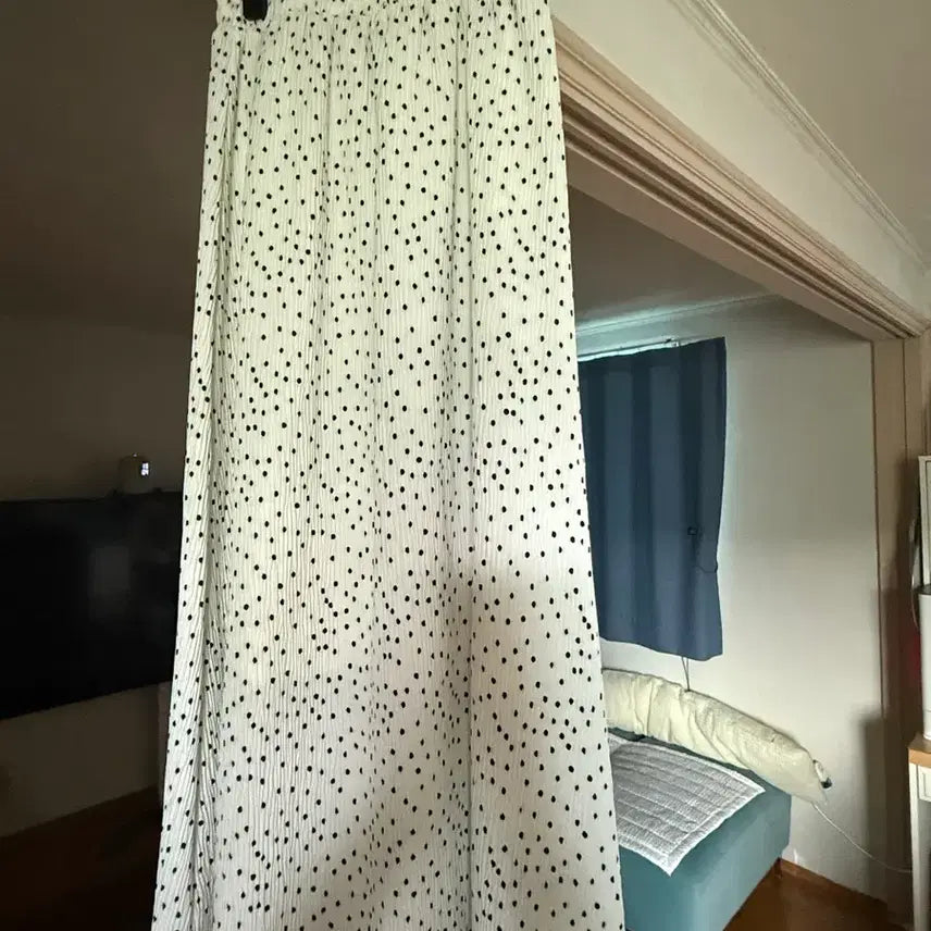 [BUNJANG] Polka Dot Pleated Skirt / 도트 주름 스커트 새상품