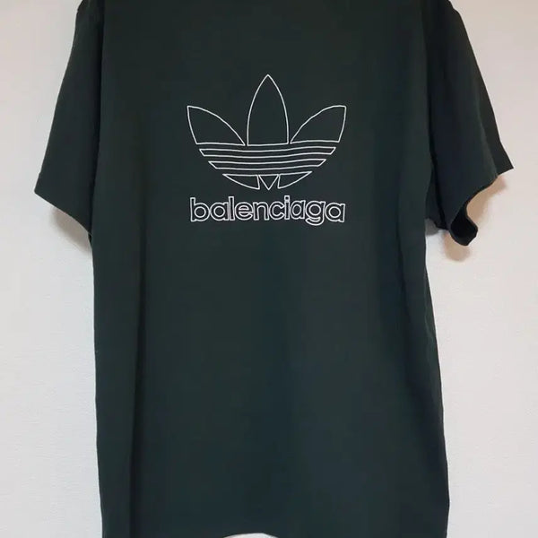 [BUNJANG] Balenciaga Adidas Flame Logo Short Sleeve T-Shirt Dark Green / 발렌시아가 아디다스 불꽃 반팔 티셔츠 다크그린