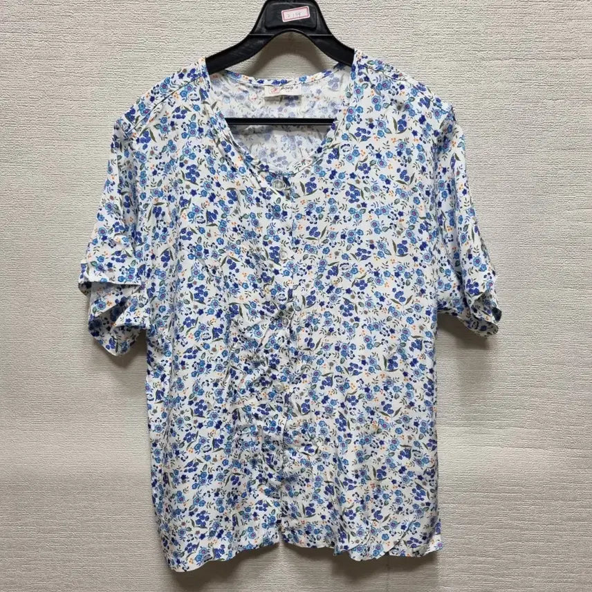 [BUNJANG] Women's Short Sleeve Blouse - White with Blue Floral Print / z144 인견 반팔 블라우스