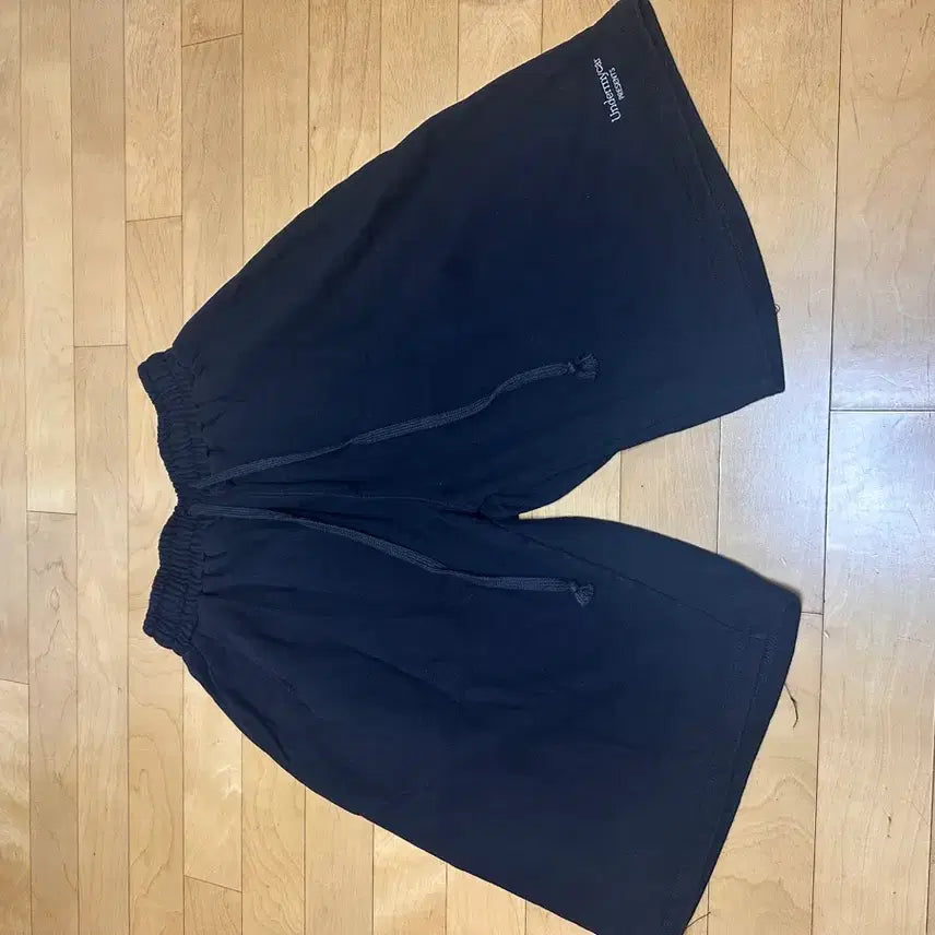 [BUNJANG] Undermycar Bermuda Shorts Black / 언더마이카 버뮤다팬츠 블랙