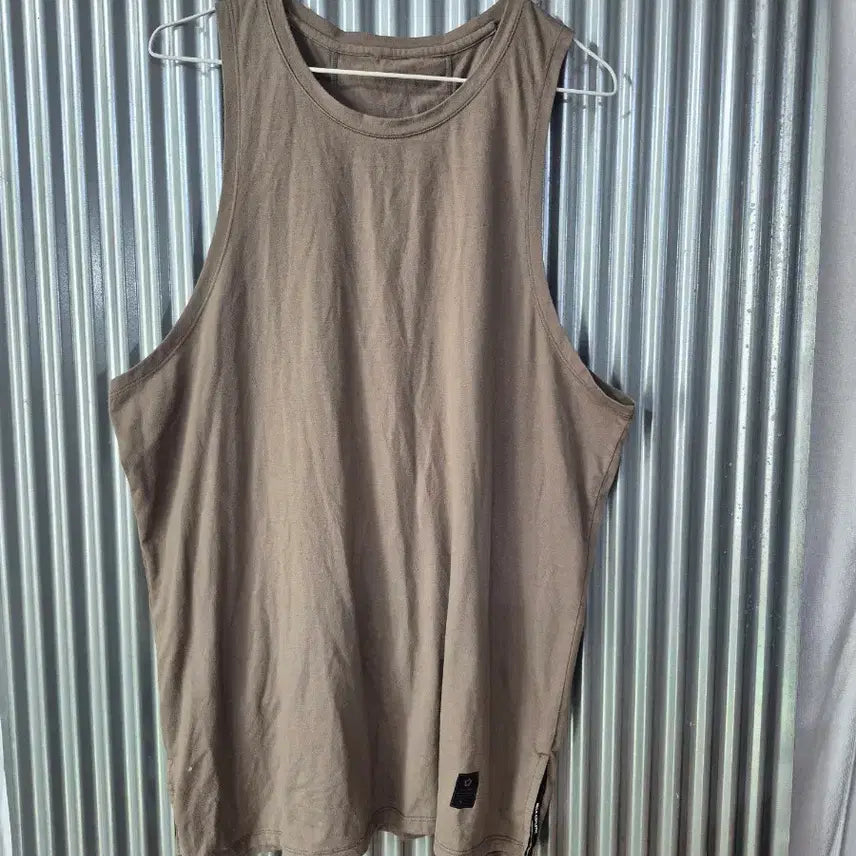 [BUNJANG] Mulawear Women's Sleeveless T-Shirt Beige / 뮬라웨어 여성 민소매 티셔츠 베이지