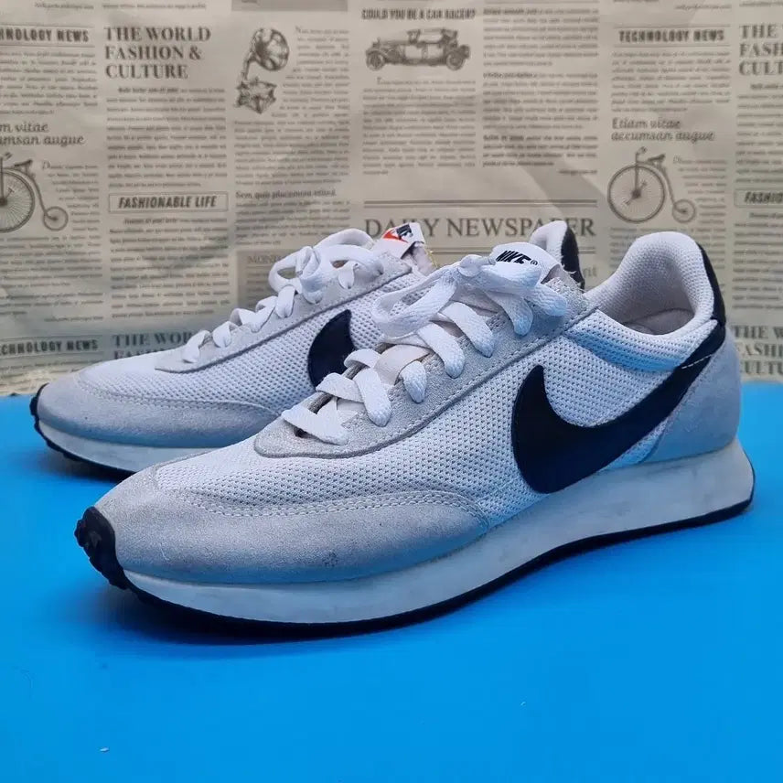 [BUNJANG] Nike Tailwind 79 Men's Sneakers (260mm) / 나이키 테일윈드79 남성운동화260