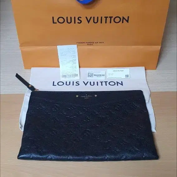 [BUNJANG] Louis Vuitton Empreinte Leather Clutch Pouch Bag / 루이비통 앙프렝뜨 클러치백/파우치백 정품S급(영수증O)