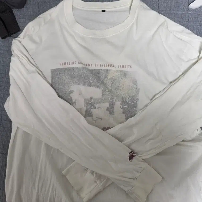 [BUNJANG] Politeru Friends Long Sleeve / [4] 폴리테루 프렌즈 롱슬리브