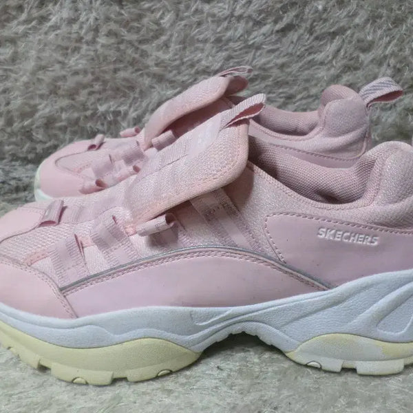 [BUNJANG] Skechers Delight Pink Sneakers / 후루룩구제2 235 스케쳐스 딜라이트 핑크 운동화 260707