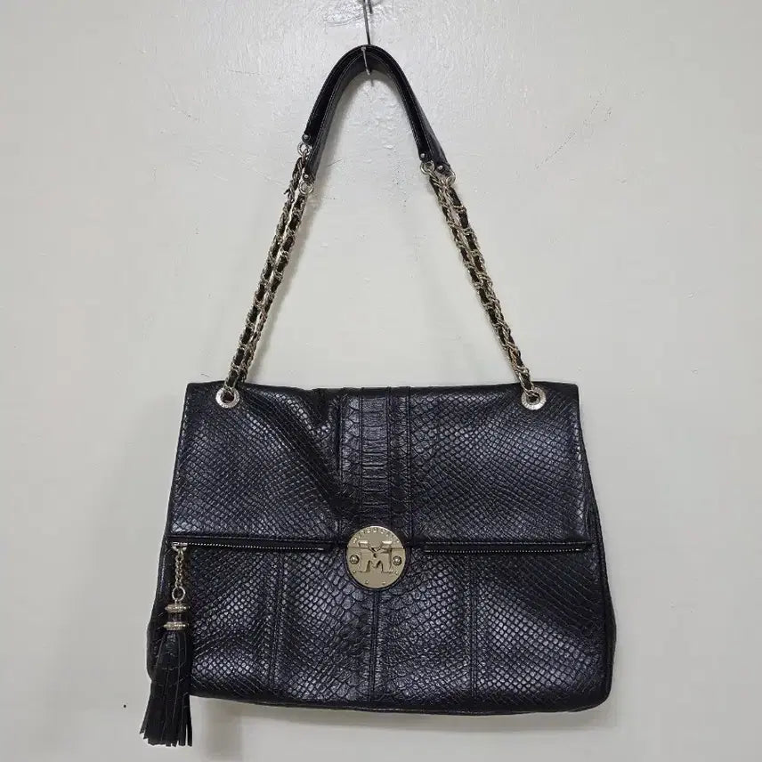 [BUNJANG] Metrostcity Black Embossed Shoulder Bag & Crossbody Bag / 메트로시티 숄더백&크로스 블랙.260704