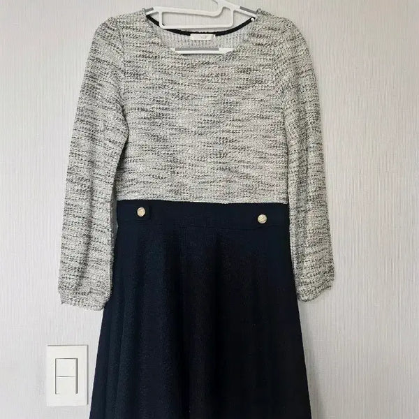 [BUNJANG] Knit Colorblock Flare Dress / 니트 배색 원피스
