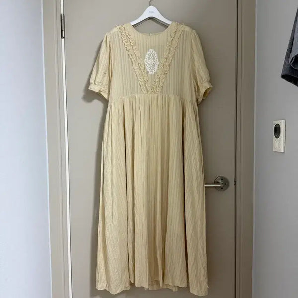 [BUNJANG] Afternoon Lace Short-Sleeve Long Dress / 애프터눈 레이스 반팔 롱원피스