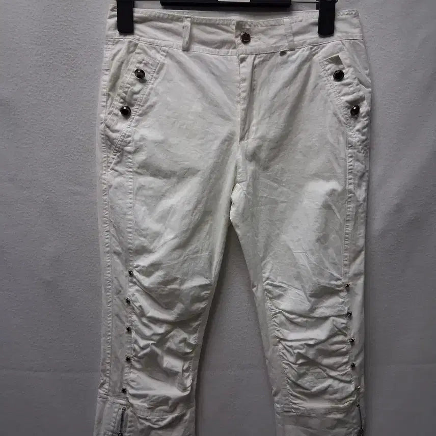 [BUNJANG] White 7/10 Length Pants (26, 28, 29) / 화이트 7부 바지 26 새상품 그외 28 26 29  개당 5900