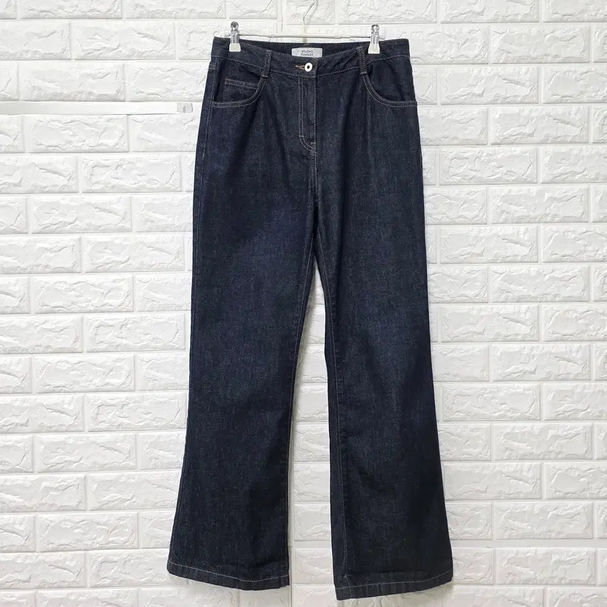 [BUNJANG] 22s Studio Tomboy Bootcut Denim Pants Jeans Size 28 / 28인치 22s 스튜디오 톰보이 부츠컷 데님 팬츠 청바지 E3