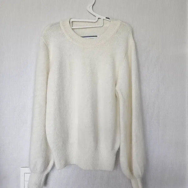[BUNJANG] White Angora Knit Sweater / 화이트 앙고라 니트 스웨터