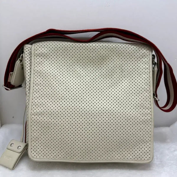 [BUNJANG] Authentic Bally Punching Messenger Crossbody Bag - Ivory / 정품) 발리 펀칭 메신저백 크로스백 아이보리