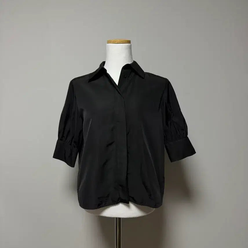 [BUNJANG] Zara Black Label Short Sleeve Blouse / zara 자라 블랙라벨 반팔 블라우스