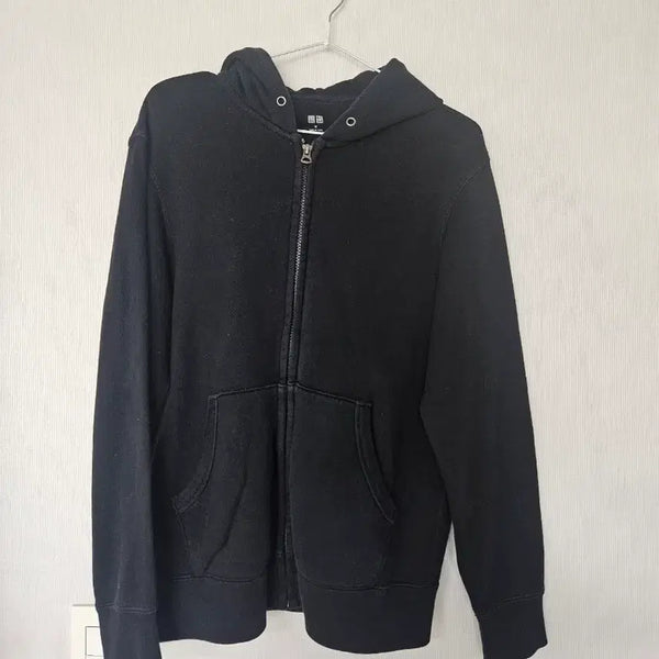 [BUNJANG] Uniqlo Women's Black Hooded Zip-Up Jacket / 유니클로 후드 집업 블랙