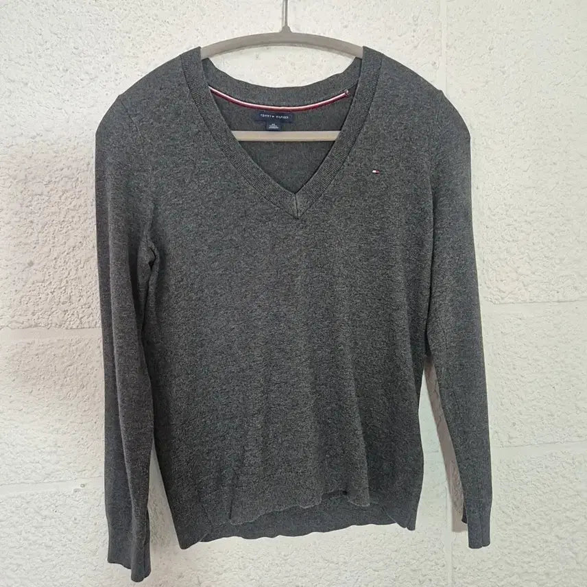 [BUNJANG] Tommy Hilfiger V-Neck Knit Grey / 타미힐피거 브이넥 니트 그레이