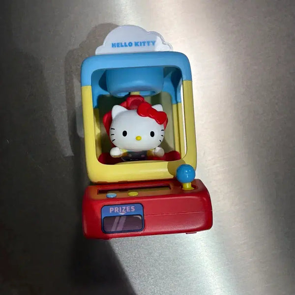 [BUNJANG] Sanrio Hello Kitty Claw Machine Figure / 산리오 헬로키티 인형뽑기 피규어