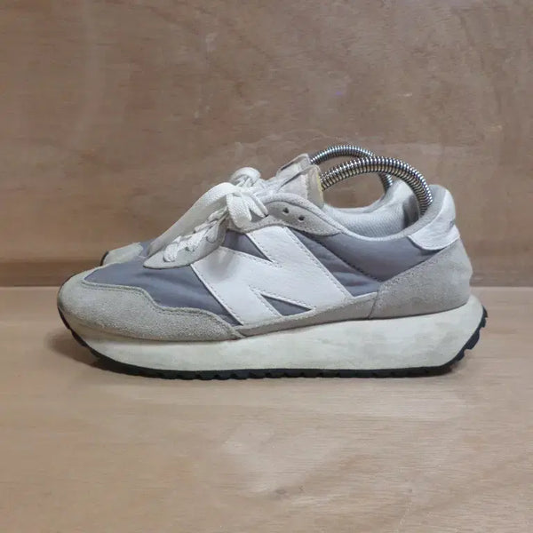 [BUNJANG] New Balance 237 Grey Sneakers / 후루룩구제2 245 뉴발란스 237 그레이 운동화 260707