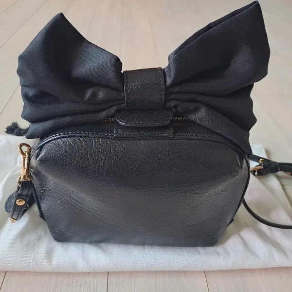 [BUNJANG] Women's Black Leather Handbag with Ribbon Detail / 리본 장식 여성 핸드백 블랙