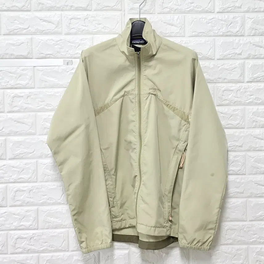 [BUNJANG] Patagonia Windbreaker Jacket / S 파타고니아 바람막이 E16