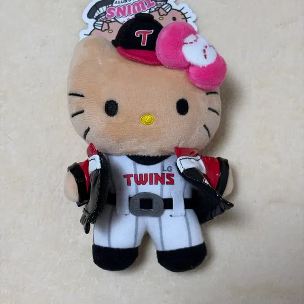 [BUNJANG] LG Twins Tanning Kitty Glossy Jumper Keychain / 엘지트윈스 태닝키티 유광점퍼 키링