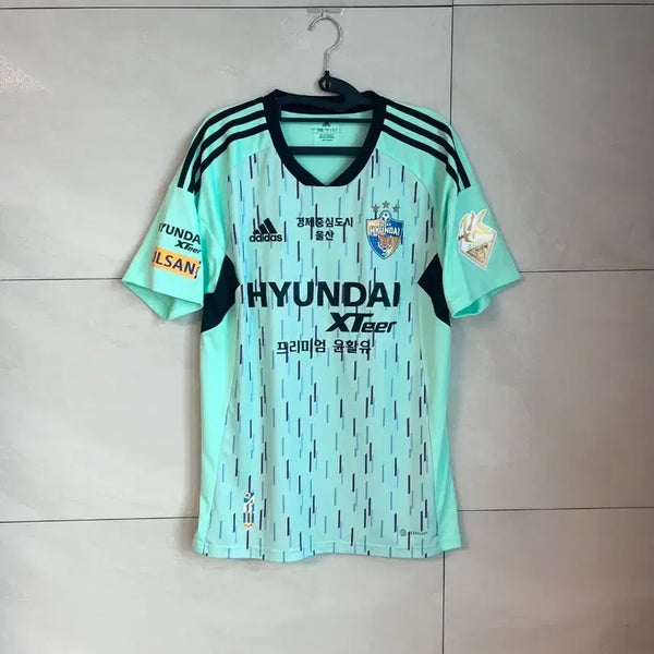 [BUNJANG] Ulsan Hyundai x Adidas 2023 Summer Special Kit Non-Marking Jersey [M] / 23시즌 울산 현대x아디다스 썸머 스페셜 킷 논 마킹 유니폼 [M]