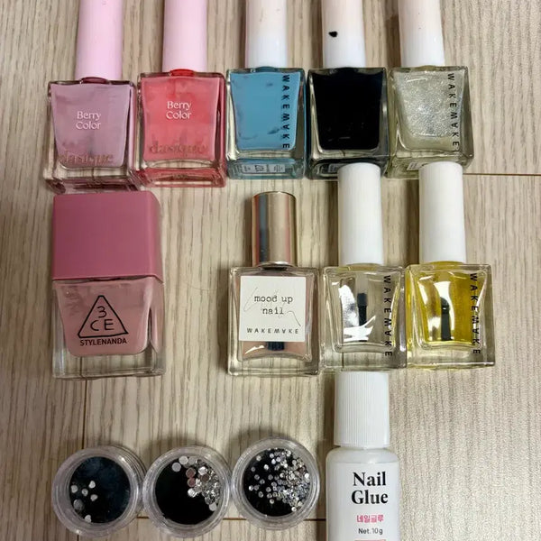 [BUNJANG] Dasique, WakeMake, 3CE Nail Polish, Top Coat, Base Coat, and Cuber Glue Set / 데이지크,웨이크메이크,3ce쓰리씨이 매니큐어네일큐빅글루베이스탑코트폴리쉬