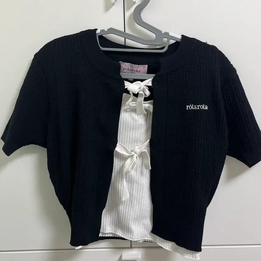 [BUNJANG] Rollerla Short-Sleeve Knit Cardigan and Tank Top Set / 로라로라 반팔 니트 가디건 나시 세트