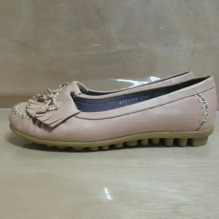[BUNJANG] Buffalo Tassel Loafer Flat Shoes / 후루룩구제2 245 버팔로 테슬 구두 로퍼 플랫슈즈 260707