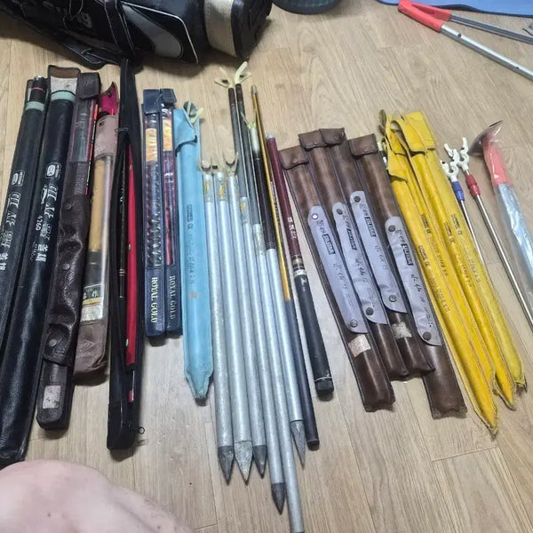 [BUNJANG] Eunseong Royal Gold Fishing Rods and Accessories Bundle / 은성 로얄골드 사대강등 낚시대 및 부속품들 일괄 등산 원다  낚시가방