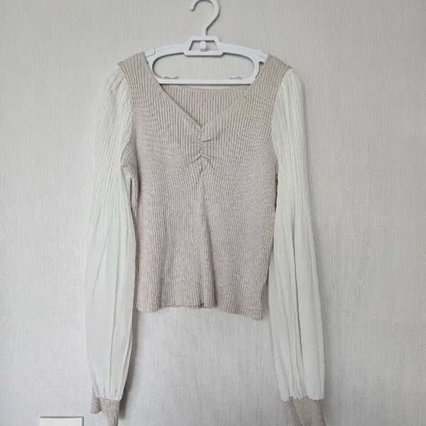 [BUNJANG] Chiffon Puff Sleeve Knit Blouse - Beige / 시폰 퍼프 소매 니트 블라우스 베이지