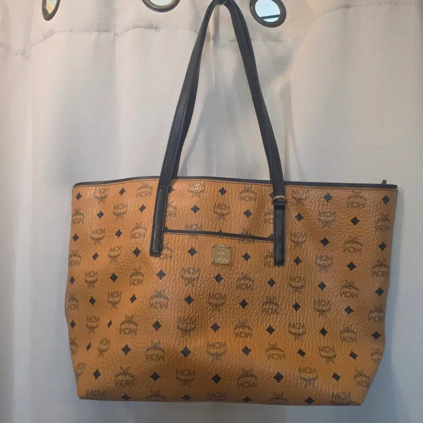 [BUNJANG] MCM Visetos Cognac Large Shopper Bag / [정품] MCM 비세토스 꼬냑 라지 쇼퍼백
