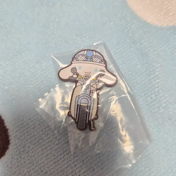 [BUNJANG] Sanrio Cinnamoroll Honda Motorcycle Collaboration Magnet Gacha / 산리오) 시나모롤 혼다 오토바이 콜라보 마그넷 가챠