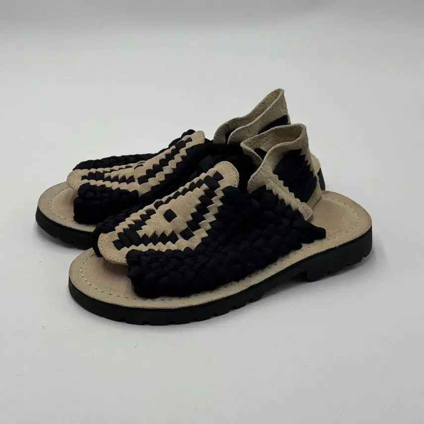 [BUNJANG] Chubasco Sandals / 6 (240) 츄바스코 Chubasco