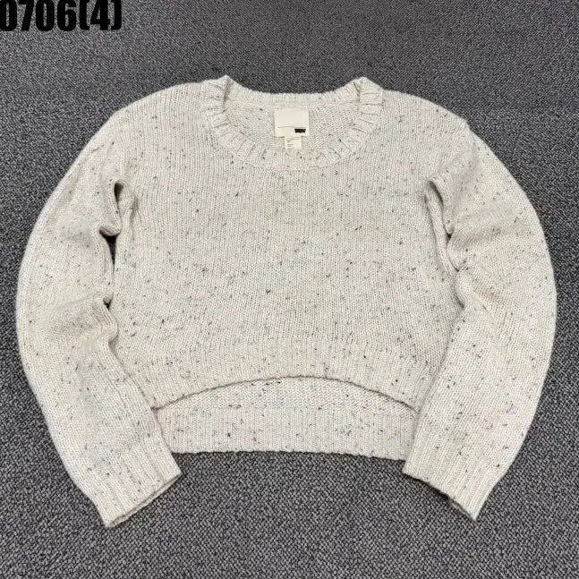 [BUNJANG] Levi's Crewneck Knit Sweater Size S / 리바이스 크루넥 니트 스웨터 S 0706