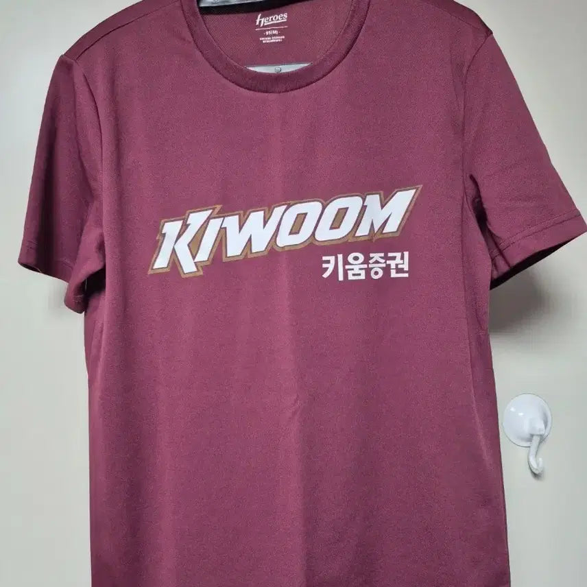 [BUNJANG] Kiwoom Heroes Lee Jung Hoo Authentic Jersey T-Shirt (Size 95) / 키움히어로즈 정품 티셔츠 95사이즈 이정후 선수 마킹 판매합니다
